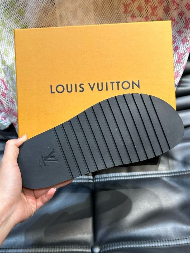 Louis Vuitton Slippers